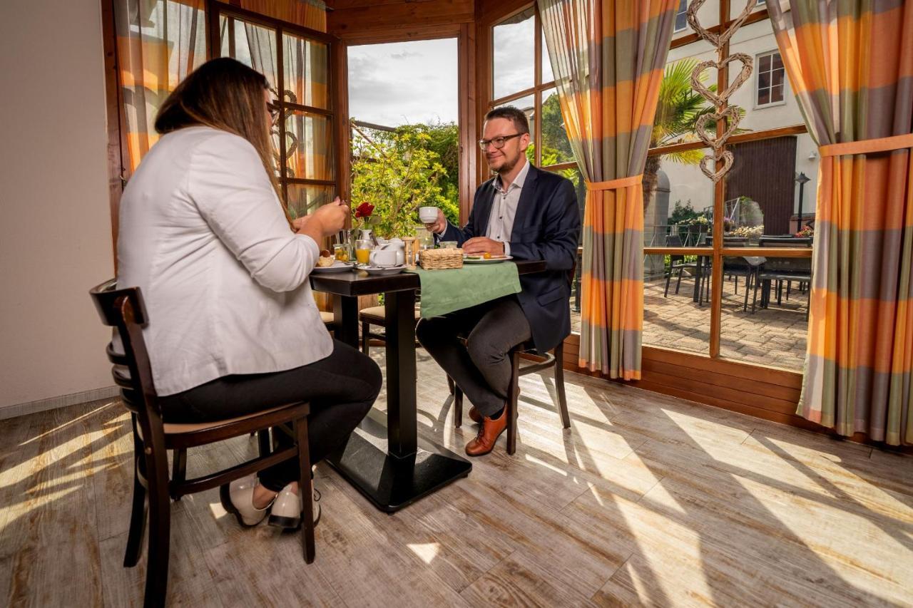 Hotel Reussischer Hof Schmolln  Luaran gambar