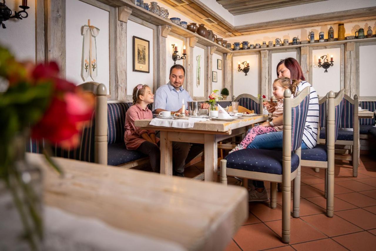 Hotel Reussischer Hof Schmolln  Luaran gambar